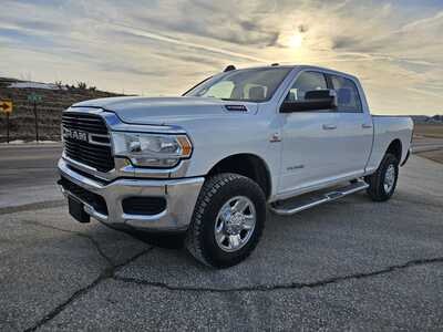2021 RAM 2500 Crew Cab, $32500. Photo 2