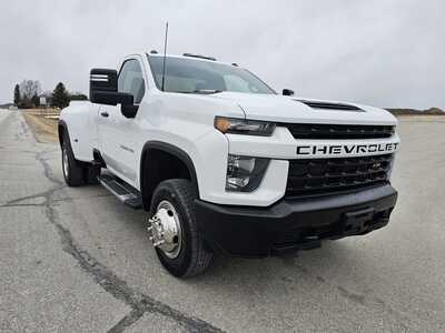 2020 Chevrolet 3500 Reg Cab, $34500. Photo 1