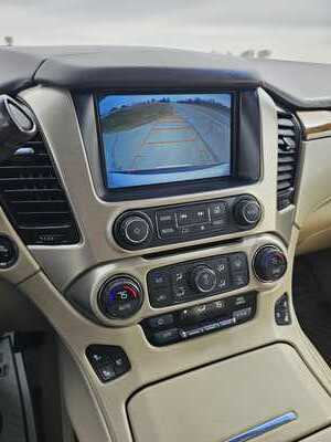 2016 GMC Yukon XL, $10500. Photo 11