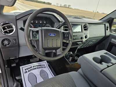 2013 Ford F250 Reg Cab, $10500. Photo 6