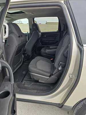 2014 Chevrolet Traverse, $5500. Photo 6