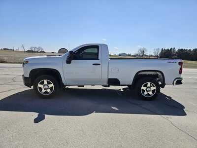 2021 Chevrolet 2500 Reg Cab, $26500. Photo 3