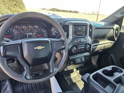 2021 Chevrolet 2500 Reg Cab, $26500. Photo 7