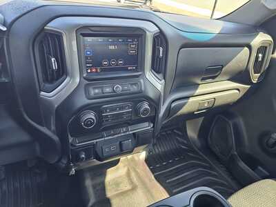 2021 Chevrolet 2500 Reg Cab, $26500. Photo 8