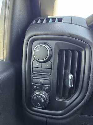 2021 Chevrolet 2500 Reg Cab, $26500. Photo 10