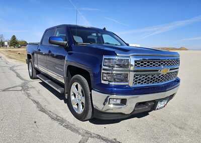 2014 Chevrolet 1500 Crew Cab, $12900. Photo 1