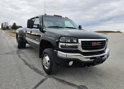 2005 GMC 3500 Crew Cab, $9900. Photo 1