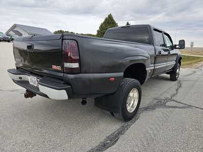 2005 GMC 3500 Crew Cab, $9900. Photo 5