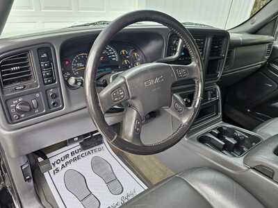 2005 GMC 3500 Crew Cab, $9900. Photo 8