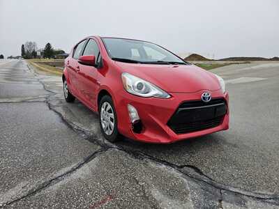 2015 Toyota Prius, $6500. Photo 1