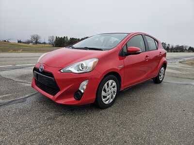 2015 Toyota Prius, $6500. Photo 2