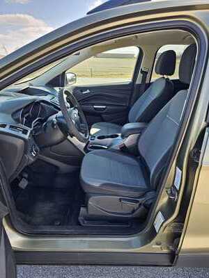 2013 Ford Escape, $3500. Photo 6