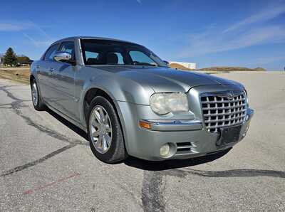 2005 Chrysler 300, $3500. Photo 1