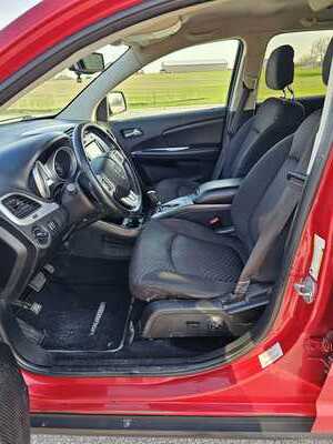 2015 Dodge Journey, $2900. Photo 7