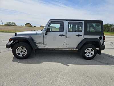 2013 Jeep Wrangler Unlimited, $6500. Photo 3