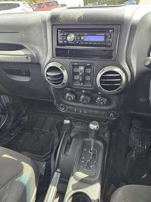 2013 Jeep Wrangler Unlimited, $6500. Photo 8