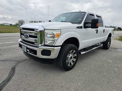 2013 Ford F250 Crew Cab, $8500. Photo 2