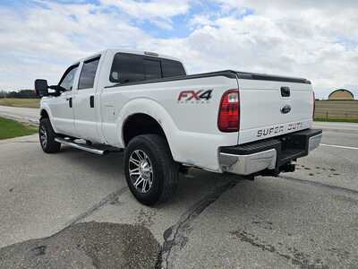 2013 Ford F250 Crew Cab, $8500. Photo 4