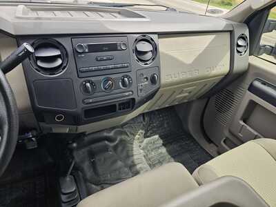 2008 Ford F250 Ext Cab, $13900. Photo 9