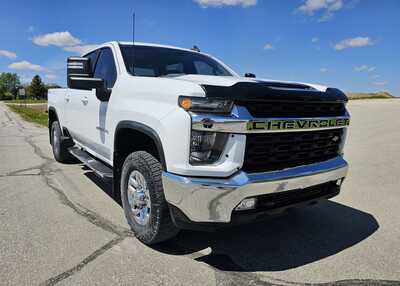2020 Chevrolet 2500 Crew Cab, $26900. Photo 1