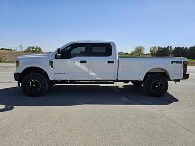 2018 Ford F350 Crew Cab, $23900. Photo 3