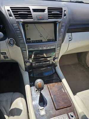 2007 Lexus LS Series, $3995. Photo 8