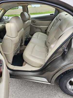 2001 Oldsmobile Aurora, $2500. Photo 5