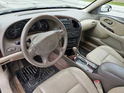 2001 Oldsmobile Aurora, $2500. Photo 7