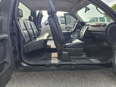 2012 GMC 1500 Ext Cab, $9500. Photo 5