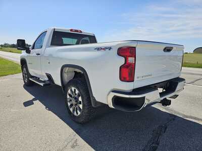 2021 Chevrolet 2500 Reg Cab, $24900. Photo 4