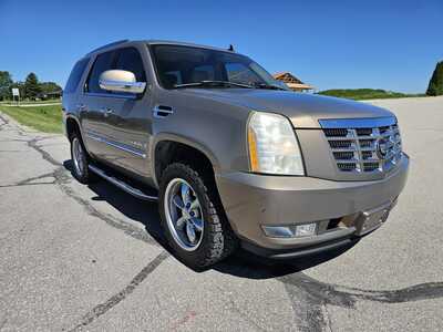 2007 Cadillac Escalade, $6500. Photo 1