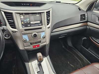 2014 Subaru Outback, $2800. Photo 7