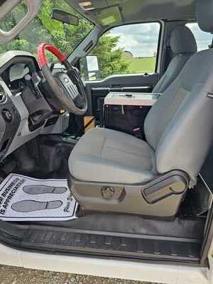2012 Ford F350 Ext Cab, $17500. Photo 6