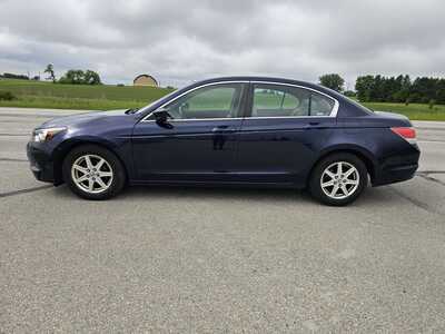 2009 Honda Accord, $4750. Photo 3