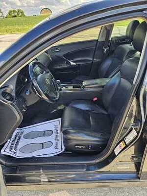 2009 Lexus IS Series, $4800. Photo 6