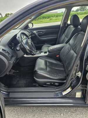2013 Nissan Altima, $2800. Photo 6