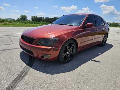2001 Lexus IS Series, $9250. Photo 2