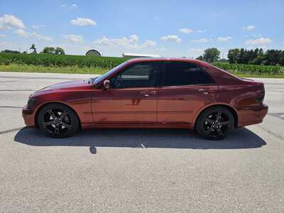 2001 Lexus IS Series, $9250. Photo 3
