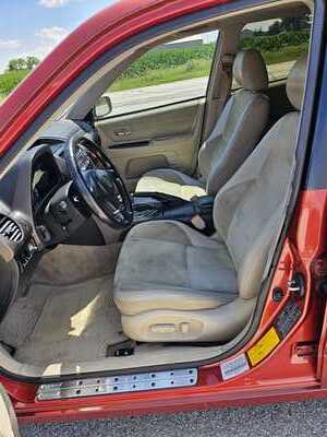 2001 Lexus IS Series, $9250. Photo 7