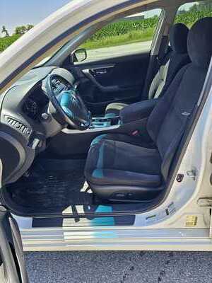 2013 Nissan Altima, $3600. Photo 6