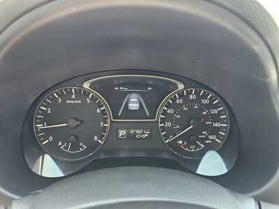 2013 Nissan Altima, $3600. Photo 10