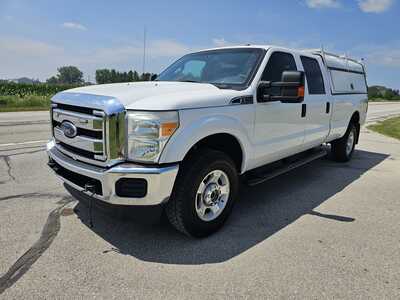 2016 Ford F350 Crew Cab, $12500. Photo 2