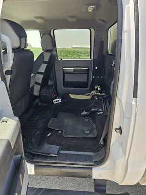 2016 Ford F350 Crew Cab, $12500. Photo 6