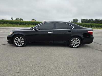 2011 Lexus LS Series, $8800. Photo 3