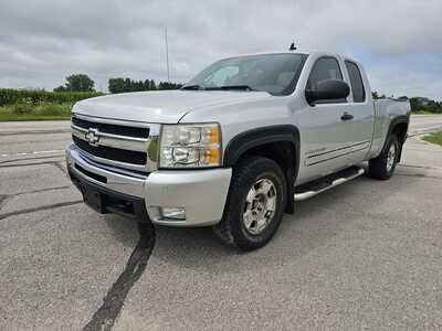 2011 Chevrolet 1500 Ext Cab, $3500. Photo 2