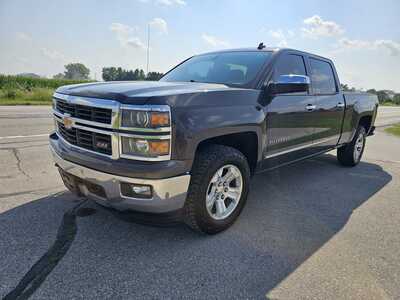 2014 Chevrolet 1500 Crew Cab, $9900. Photo 2