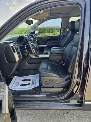 2014 Chevrolet 1500 Crew Cab, $9900. Photo 6