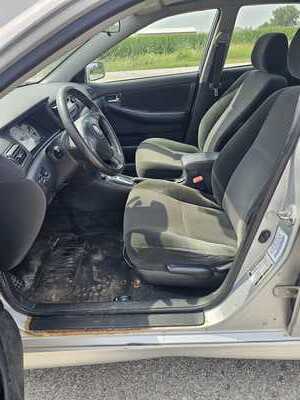 2005 Toyota Corolla, $2500. Photo 6