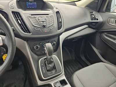 2013 Ford Escape, $2900. Photo 7