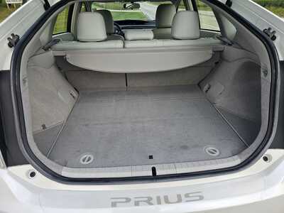 2012 Toyota Prius, $3800. Photo 5